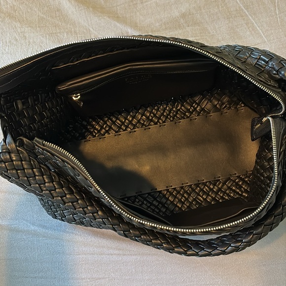 Woven Real Leather Handbag - Picture 5 of 9